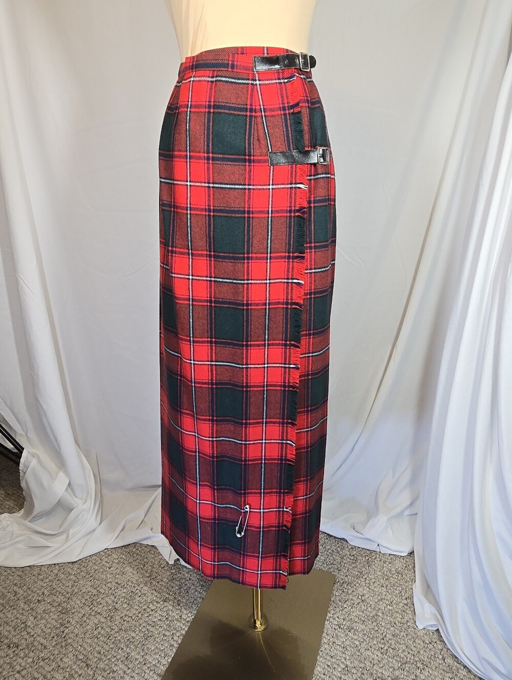 Classic Red Plaid Maxi Skirt Kilt with Buckle Detail